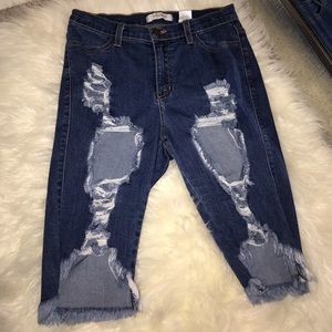 4/$25 💗 Fashion Nova Capri Shorts